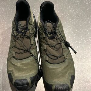 Salomon hiking/climbing shoes size 8 men’s